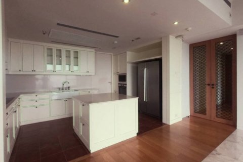 Condominio de 3 dormitorios en Bangkok, Tailandia № 66916 - foto 8