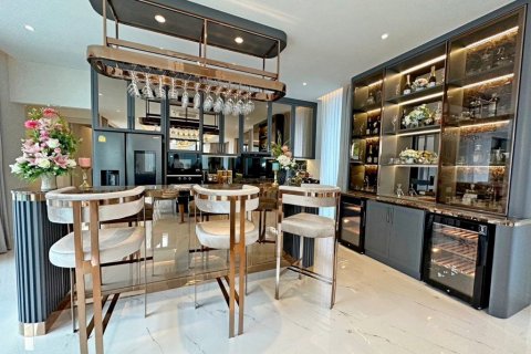 Casa de 6 dormitorios en Pattaya, Tailandia № 74254 - foto 13