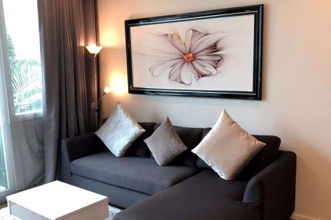 Condominio de 1 dormitorio en Watthana, Bangkok, Tailandia № 47973 - foto 3