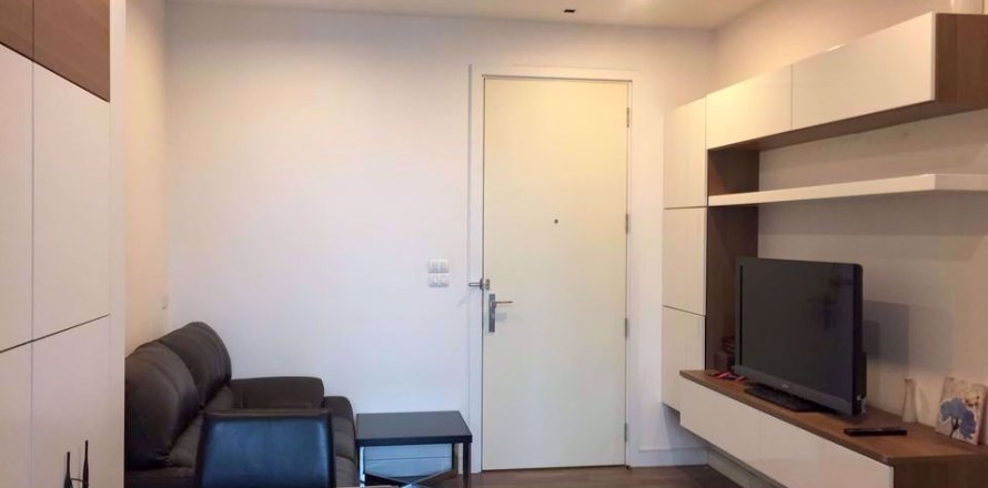Condominio de 1 dormitorio en Phra Khanong, Bangkok, Tailandia № 47972
