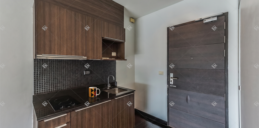 Condo in Bangkok, Thailand, 1 bedroom  № 185891
