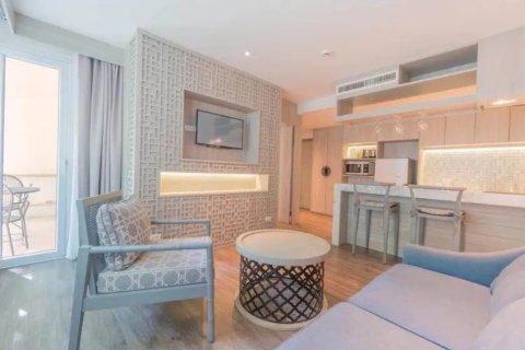 Apartamento de 2 habitaciones en Pattaya, Tailandia № 198810 - foto 7