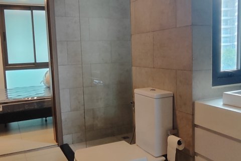 Apartamento de 3 habitaciones en Pattaya, Tailandia № 198811 - foto 16