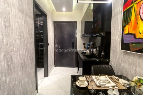 Estudio en el condominio en Bang Lamung, Tailandia № 198807 - foto 7