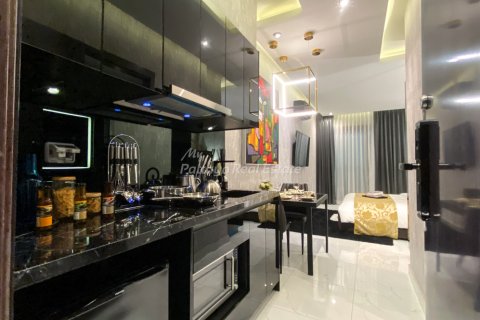 Estudio en el condominio en Bang Lamung, Tailandia № 198807 - foto 3