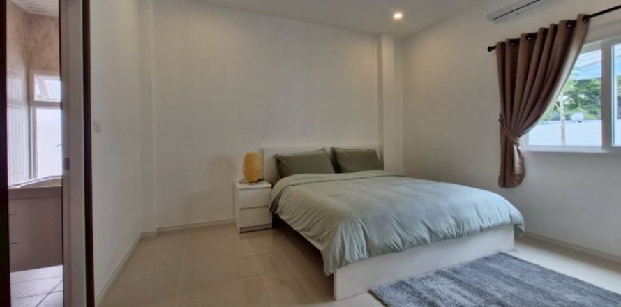 Casa de 3 dormitorios en Pattaya, Tailandia № 134683