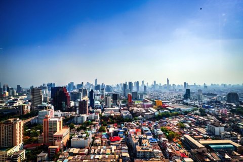 Ático de 3 dormitorios en Bangkok, Tailandia № 209677 - foto 8