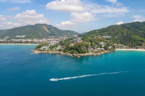 Chalet de 4 dormitorios en Phuket, Tailandia № 209679 - foto 2