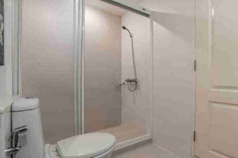 Condominio de 2 dormitorios en Bangkok, Tailandia № 184066 - foto 9