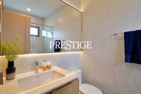 House in Pattaya, Thailand 4 bedrooms № 198422 - photo 22