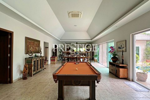 House in Pattaya, Thailand 3 bedrooms № 198423 - photo 23