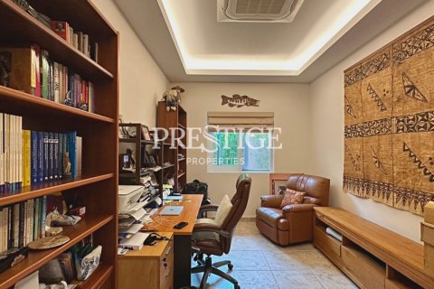 House in Pattaya, Thailand 3 bedrooms № 198423 - photo 19