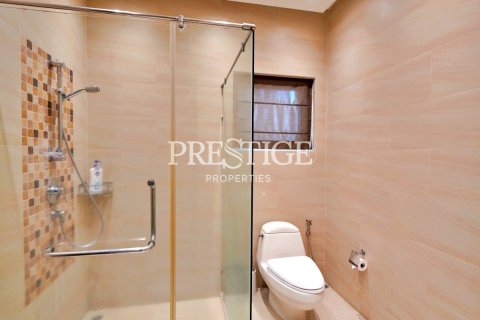 House in Pattaya, Thailand 3 bedrooms № 198420 - photo 16