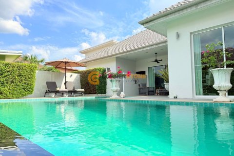 Studio in Bang Lamung, Thailand № 155423