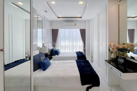 Condo in Bang Lamung, Thailand, 2 bedrooms № 155426 - photo 13