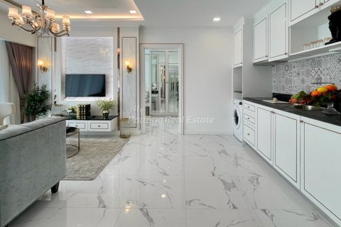 Condo in Bang Lamung, Thailand, 2 bedrooms № 155426 - photo 10
