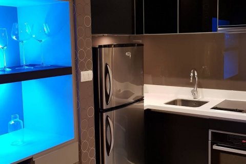 Condominio de 1 dormitorio en Bangkok, Tailandia № 143620 - foto 14