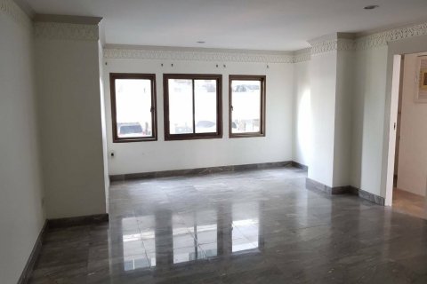 Condominio de 3 dormitorios en Bangkok, Tailandia № 143597 - foto 7