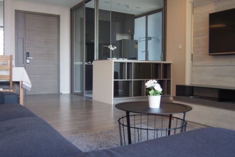 Condo in Watthana, Bangkok, Thailand, 2 bedrooms  № 138271 - photo 6
