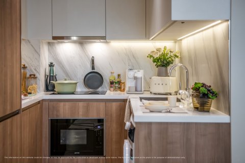 Condo in Bangkok, Thailand, 2 bedrooms № 165721 - photo 11