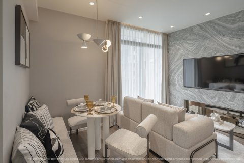 Condo in Bangkok, Thailand, 2 bedrooms  № 165722 - photo 5