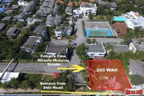 Land in Nonthaburi, Thailand 800 sq.m. № 203256