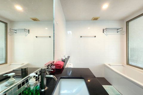 Studio in the Condo in Kathu, Thailand  № 169009 - Foto 9