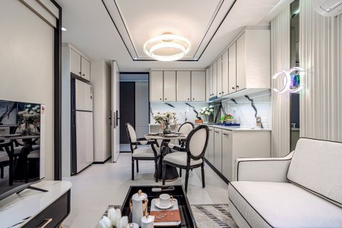Apartment in Pattaya, Thailand 3 rooms № 171371