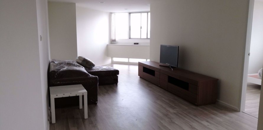 Condominio de 2 dormitorios en Watthana, Bangkok, Tailandia № 48158