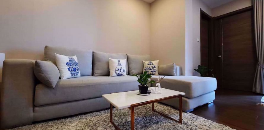 Condominio de 1 dormitorio en Huai Khwang, Bangkok, Tailandia № 48157