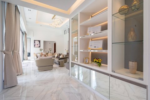 Casa de 4 dormitorios en Phuket, Tailandia № 65859 - foto 9