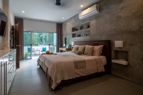 Chalet de 3 dormitorios en Phuket, Tailandia № 157930 - foto 6