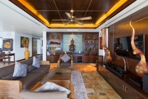 Chalet de 11 dormitorios en Kathu, Tailandia № 134026 - foto 14