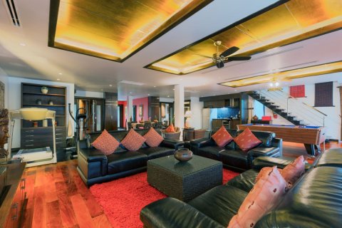 Chalet de 11 dormitorios en Kathu, Tailandia № 134026 - foto 7