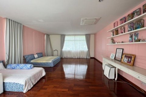 Chalet de 5 dormitorios en Suan Luang, Bangkok, Tailandia № 134028 - foto 11