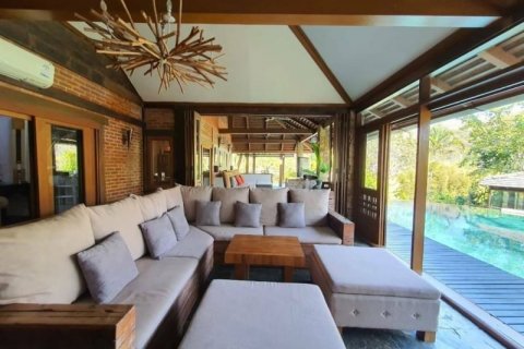 Chalet de 4 dormitorios en Hang Dong, Tailandia № 134025 - foto 5