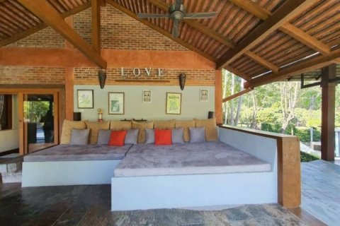 Chalet de 4 dormitorios en Hang Dong, Tailandia № 134025 - foto 6