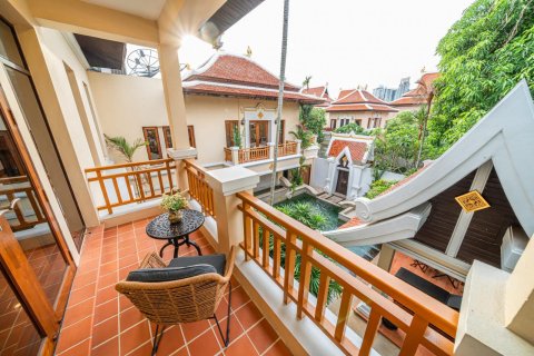 Casa de 3 dormitorios en Pattaya, Tailandia № 150385 - foto 16