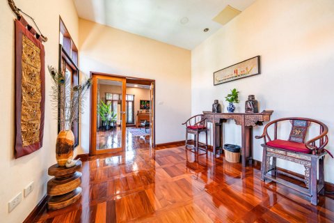 Casa de 3 dormitorios en Pattaya, Tailandia № 150385 - foto 24