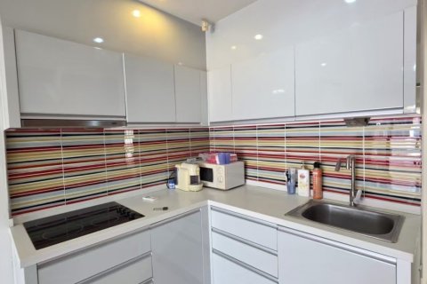 Casa de 3 dormitorios en Pattaya, Tailandia № 150386 - foto 12