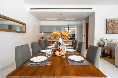 Casa de 3 dormitorios en Bang Tao, Tailandia № 153858 - foto 6