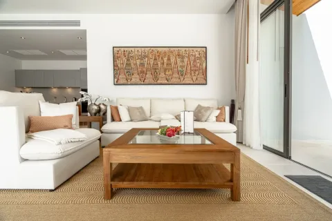 Casa de 3 dormitorios en Bang Tao, Tailandia № 153858 - foto 22