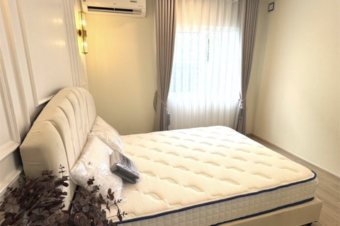 Haus in Bangkok, Thailand 4 Schlafzimmer № 190276