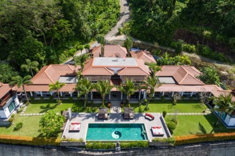 Chalet de 8 dormitorios en Kathu, Tailandia № 116684