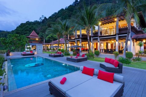 Chalet de 8 dormitorios en Kathu, Tailandia № 116684 - foto 9