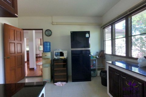 Casa de 3 dormitorios en San Sai, Tailandia № 55643 - foto 25