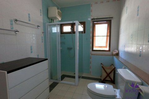 Casa de 3 dormitorios en San Sai, Tailandia № 55643 - foto 23