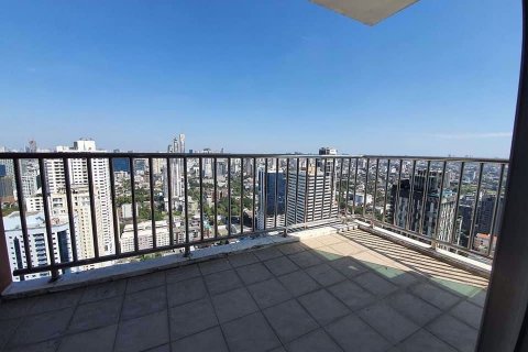 Penthouse in Khlong Toei, Bangkok, Thailand 4 bedrooms № 47856 - photo 26