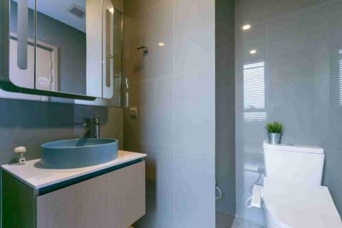 Condominio de 1 dormitorio en Bangkok, Tailandia № 183701 - foto 5