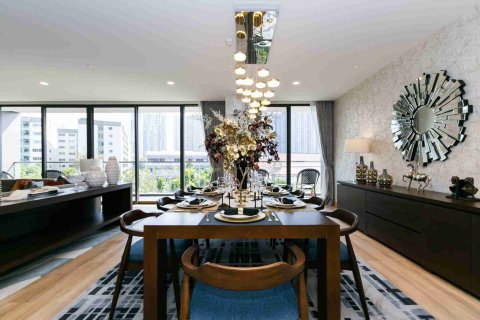 Condominio de 3 dormitorios en Bangkok, Tailandia № 183702 - foto 2
